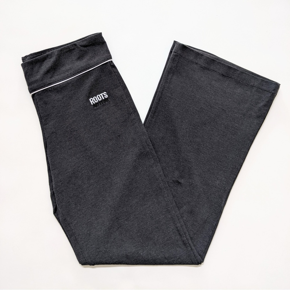Roots Active Yoga Flare Grey Pants, women’s small